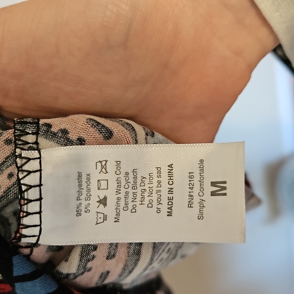 Lularoe Multi color Aztec print midi skirt with pockets - Picture 3 of 4